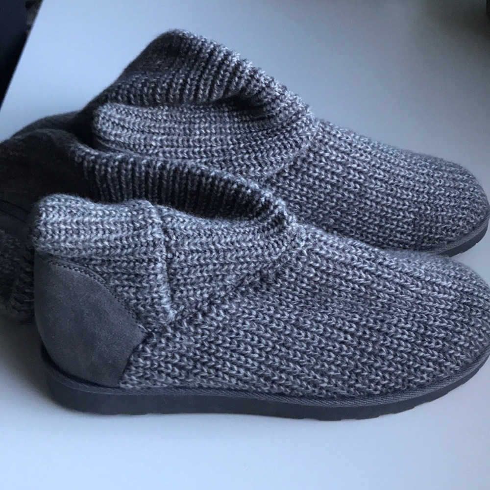 **NEW** Khol’s Boots